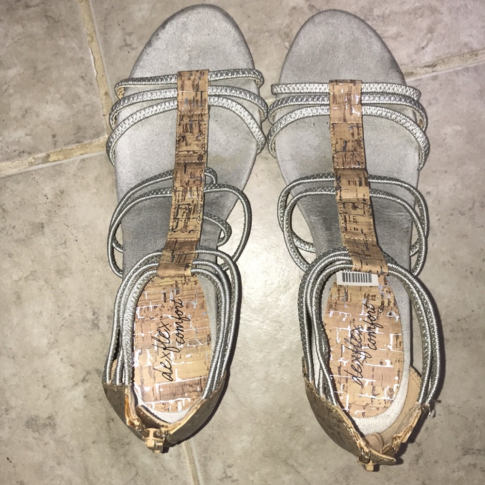 Sandals - Picture 4 of 6